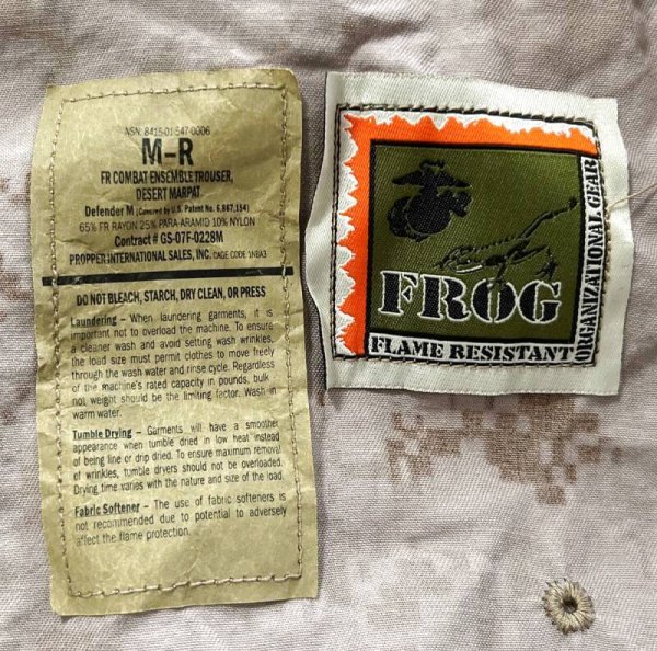 米軍実物 USMC FROG デザートマーパットコンバットパンツ M-R CRYE