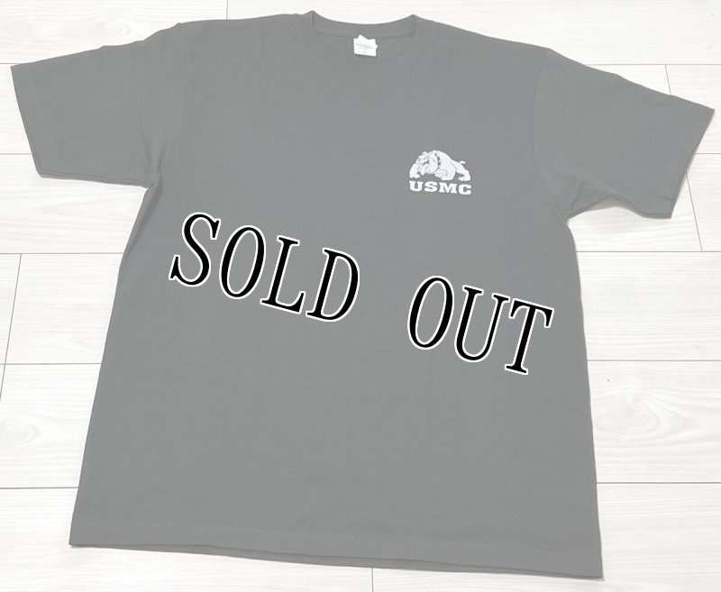 画像1: 米軍放出品　USMC　ブルドッグプリント　Tシャツ　X LARGE (1)