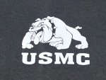 画像2: 米軍放出品　USMC　ブルドッグプリント　Tシャツ　X LARGE (2)