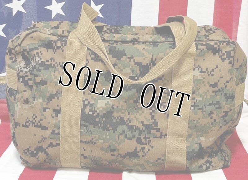 画像1: 米海兵隊放出品 Mercury ピクセル柄 CAMOボストンバッグ (1)