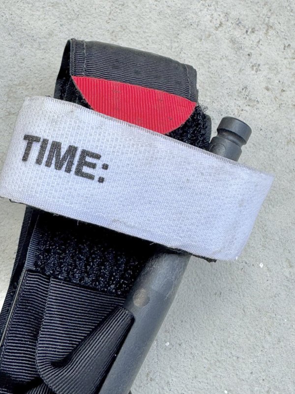 画像5: 米軍実物 ターニケットキャリア C-A-T 止血帯/ポーチABU (5)