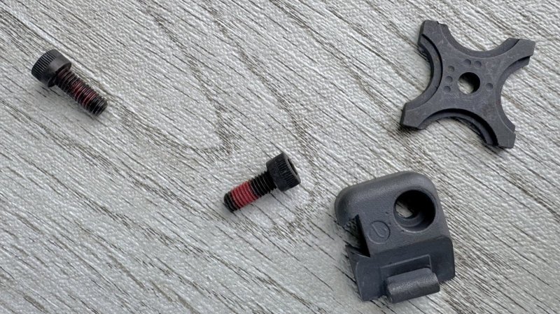 画像8: 米軍実物 M203 グレネードランチャー   レバー QDマウント ブラケット　 (8)