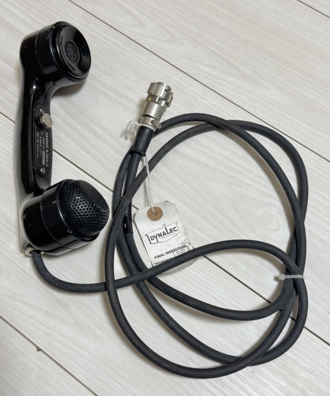 画像1: 米海軍実物 Roanwell Push-To Talk Handset H-186A/U (1)
