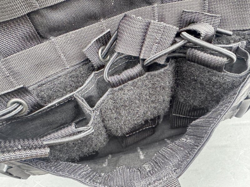 画像9: 米軍実物 T3 Gear Geronimo 3 Plate Carrier (9)