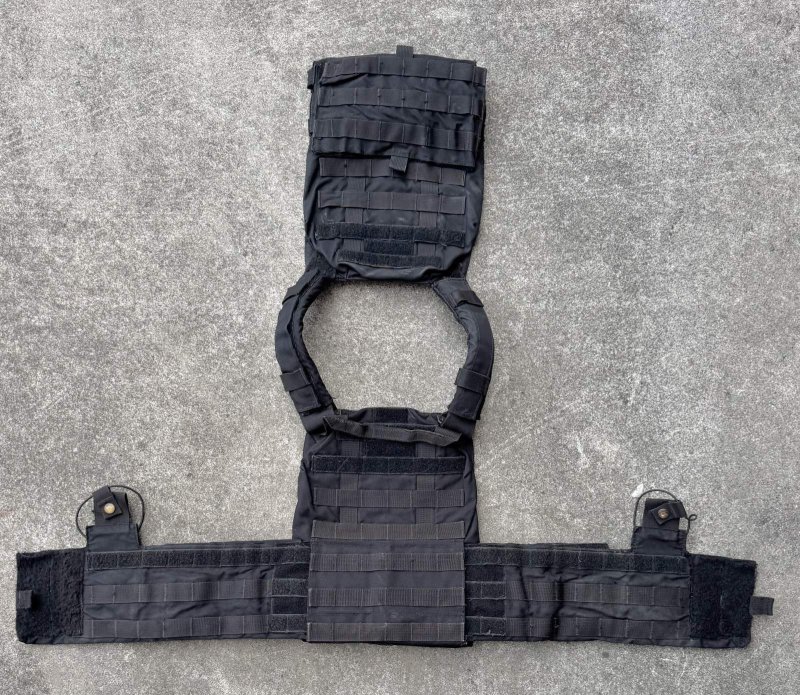 画像8: 米軍実物 T3 Gear Geronimo 2 Plate Carrier  (8)