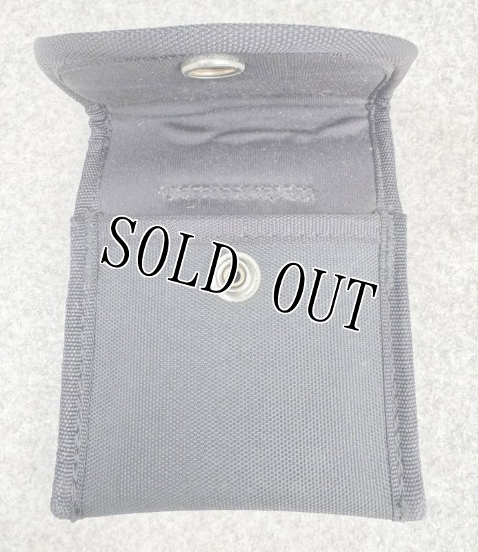 画像2: 米軍放出品 UNCLE MIKE'S グローブ ポーチ (2)