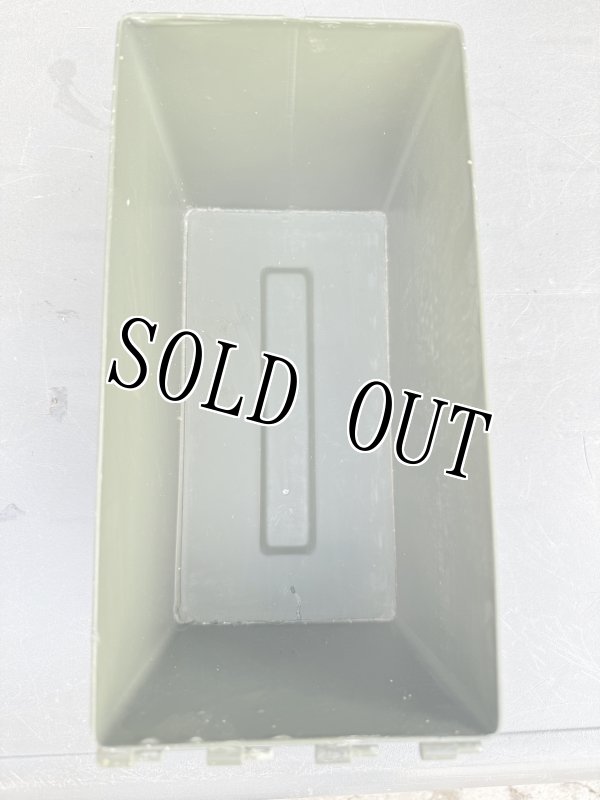 画像7: 米軍実物 アーモボックス 弾薬ケース　 (7)