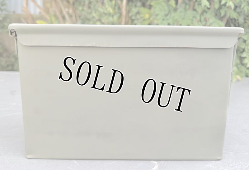 画像3: 米軍実物 アーモボックス 弾薬ケース　 (3)