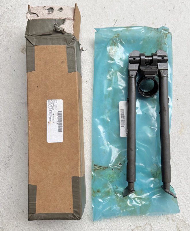 画像1: 米軍実物  M249 機関銃  現行 バイポッド  (1)