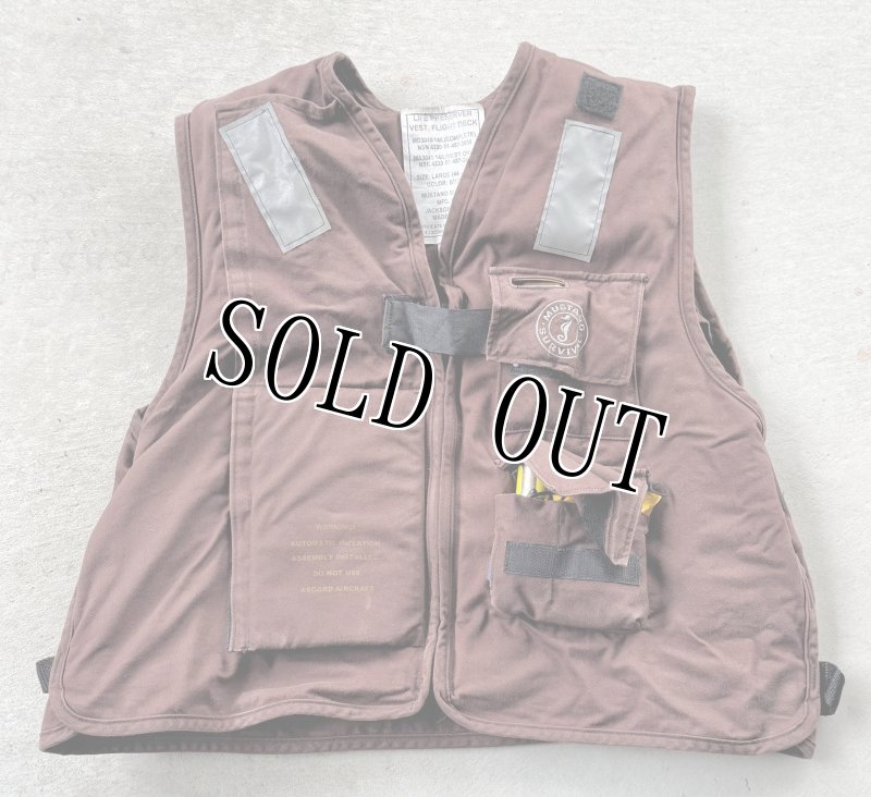 画像2: 米軍実物 LIFE RESERVER VEST　ブラウン　M (2)