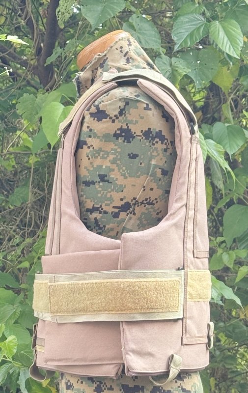 画像4: 米軍放出品 エース アドバンテージ コンポジット ボディアーマーベスト　M〜L (4)