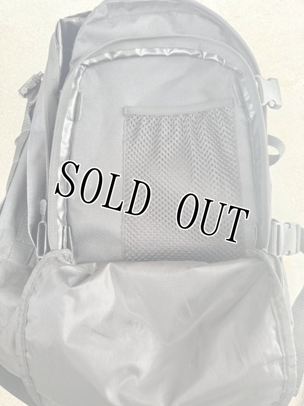 画像9: 米海軍放出品 MERCURY LUGGAGE 3 DAY  STRETCH BACKPACK (9)