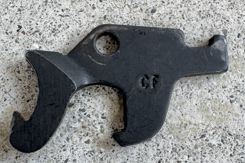 画像1: 米軍実物 Mil-Spec コルト Colt AR-15 M16/M4 フルオート ディスコネクター (1)