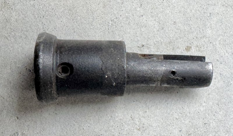 画像4: 米軍実物 Mil-Spec コルト Colt AR-15 M16/M4 フォワード アッセンブリー ノブ (4)