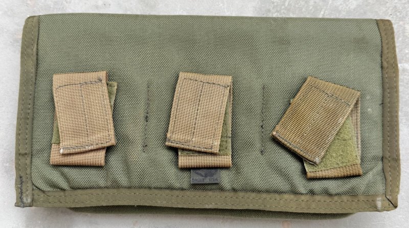 画像14: 米軍実物 9mm ベレッタ 6本 マガジン EAGLE ポーチセット  (14)
