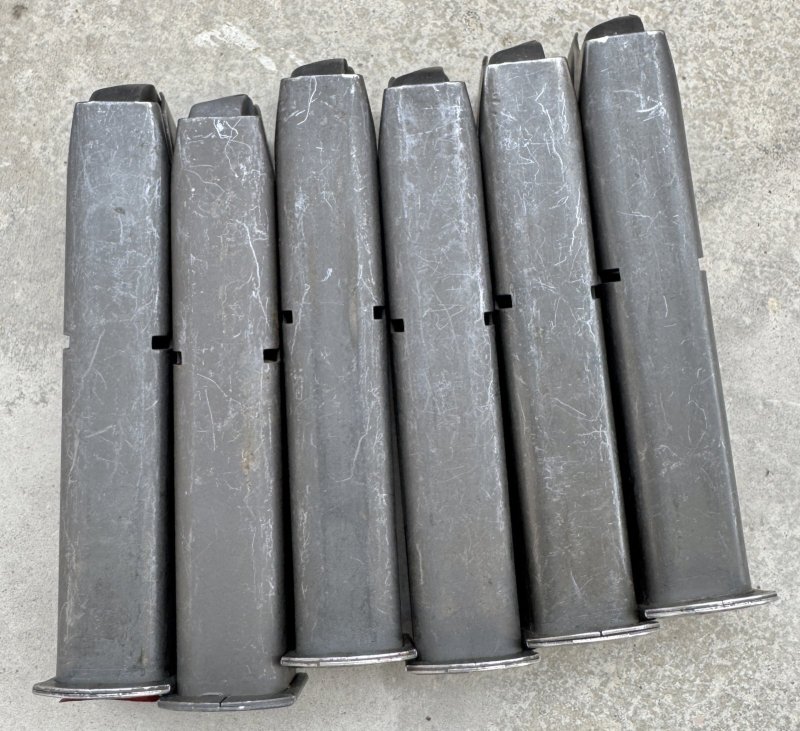 画像3: 米軍実物 9mm ベレッタ 6本 マガジン EAGLE ポーチセット  (3)