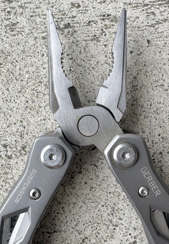 画像8: 米軍放出品 GERBER サスペンション マルチプライヤー ツール  (8)