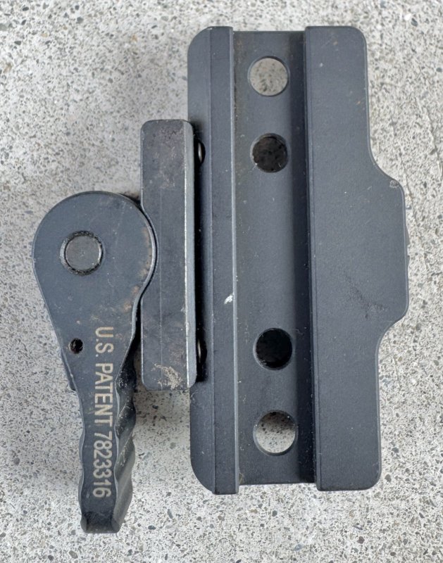 画像1: 米軍実物 AMERICAN DEFENSE MANUFACTURING AD-170 ベース (1)