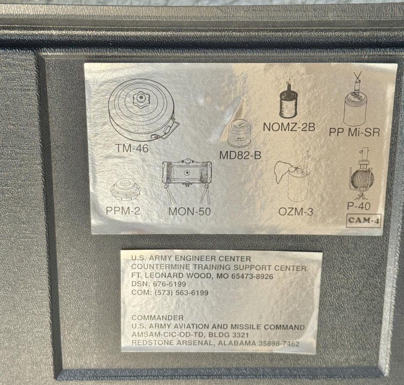 画像8: 米軍実物 アメリカリクグン エンジニアセンター カウンターマイン エデュケーショナル ボード (8)
