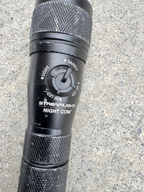 画像3: 米軍放出品 STREAMLIGHT NIGHT COM RED LED + Xenon (ST51021) (3)