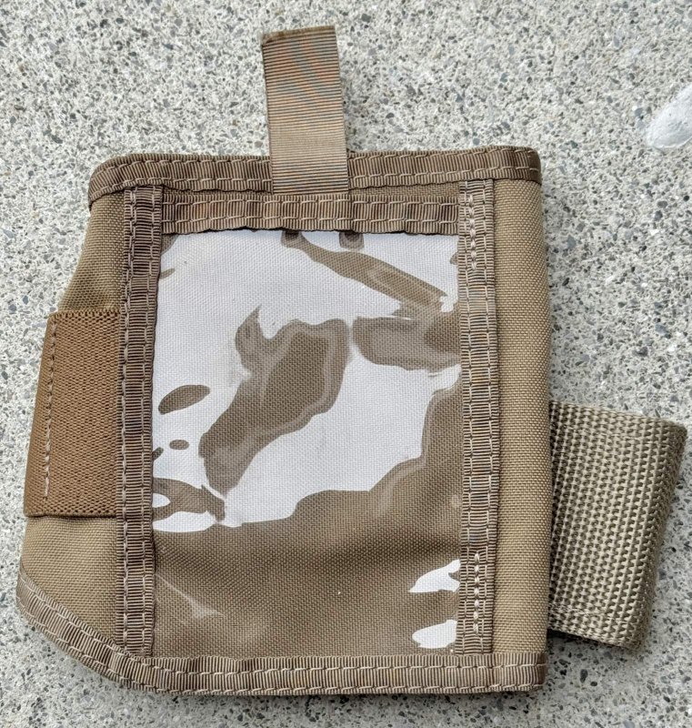 画像1: 海兵隊放出品  タクティカル ID アームホルダー コヨーテ (1)