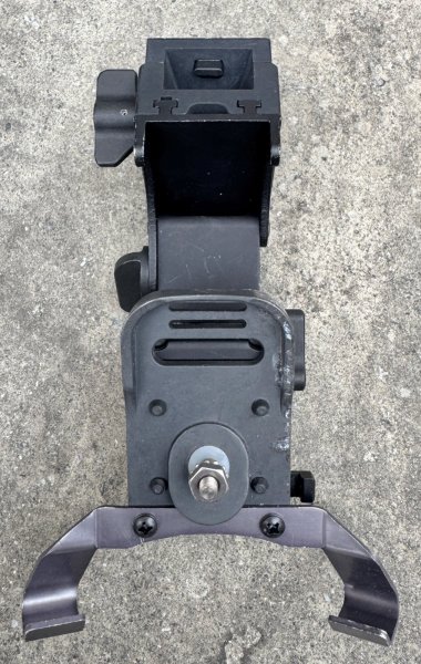 米軍実物 NVG HELMET MOUNT TITANIUM RHNO II NOROTOS マウントセット