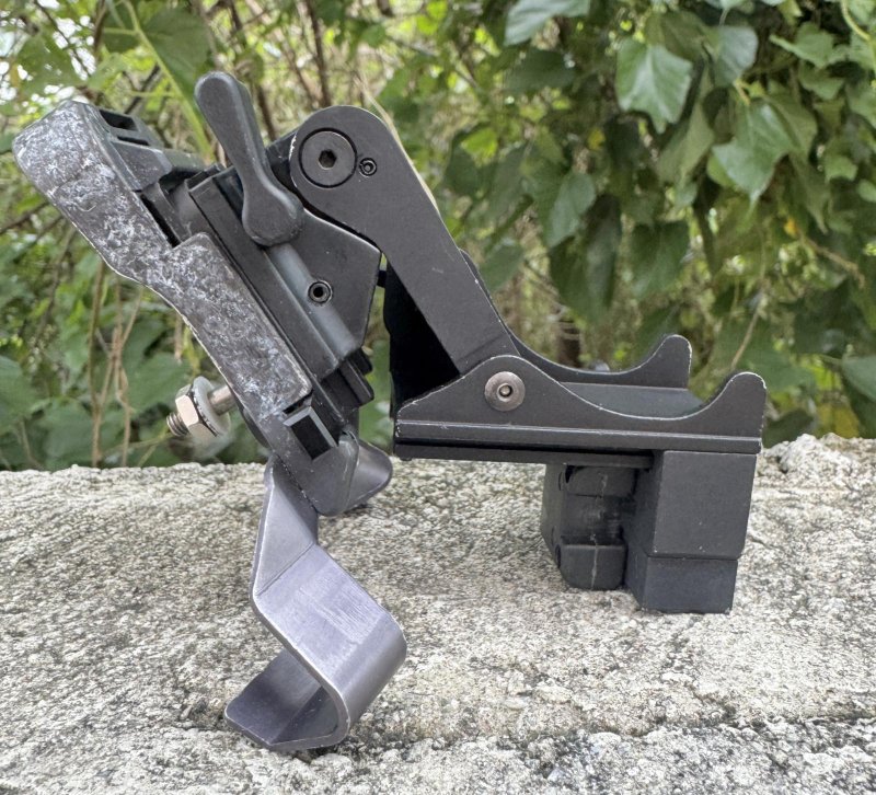 画像4: 米軍実物  NVG HELMET MOUNT TITANIUM RHNO II    NOROTOS マウントセット (4)