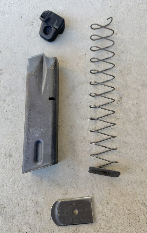 画像2: 米軍実物 9mm ベレッタ  マガジン ポーチセット (2)