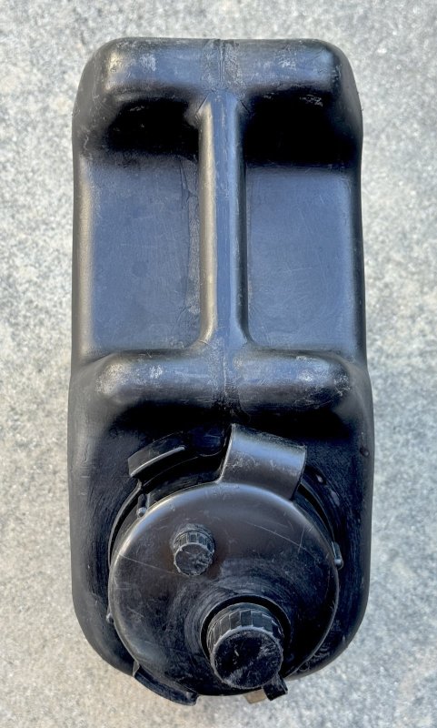 画像6: 米軍実物 WATER タンク　(プラスチック) ブラック　❸ (6)