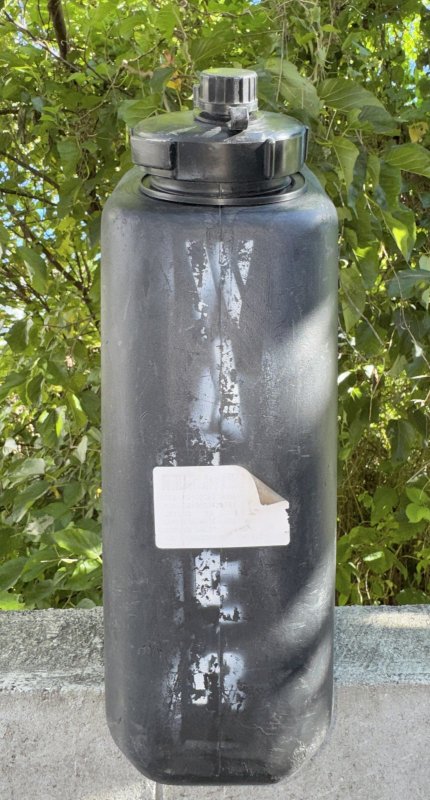 画像2: 米軍実物 WATER タンク　(プラスチック) ブラック　❸ (2)