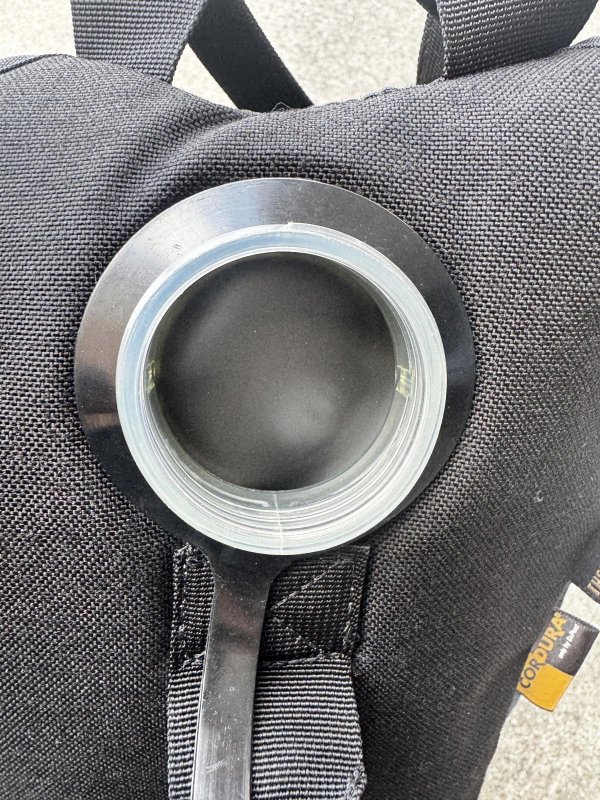 画像5: 米軍放出品 CAMELBAK   ハイドレーションバッグ 70 OZ(2リットル) (5)