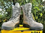 画像1: 米軍実物　Billeville ABU 600 ST ブーツ  7.5 R (1)