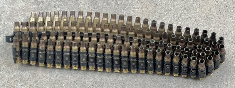 画像3: 米軍実物 7.62mm 100連発 ベルトリンク セット 空薬莢 ⑴ (3)