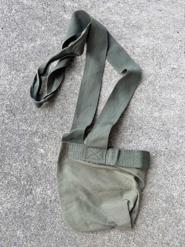 画像1: 米軍実物 US GI M60機関銃 7.62mmNATO弾 ベルトリンク 100発 バッグ BAG (1)