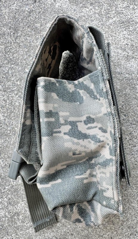 画像2: 米空軍実物 GCS製 DF-LCSトリプルマガジン ポーチ ABU ポーチ (2)