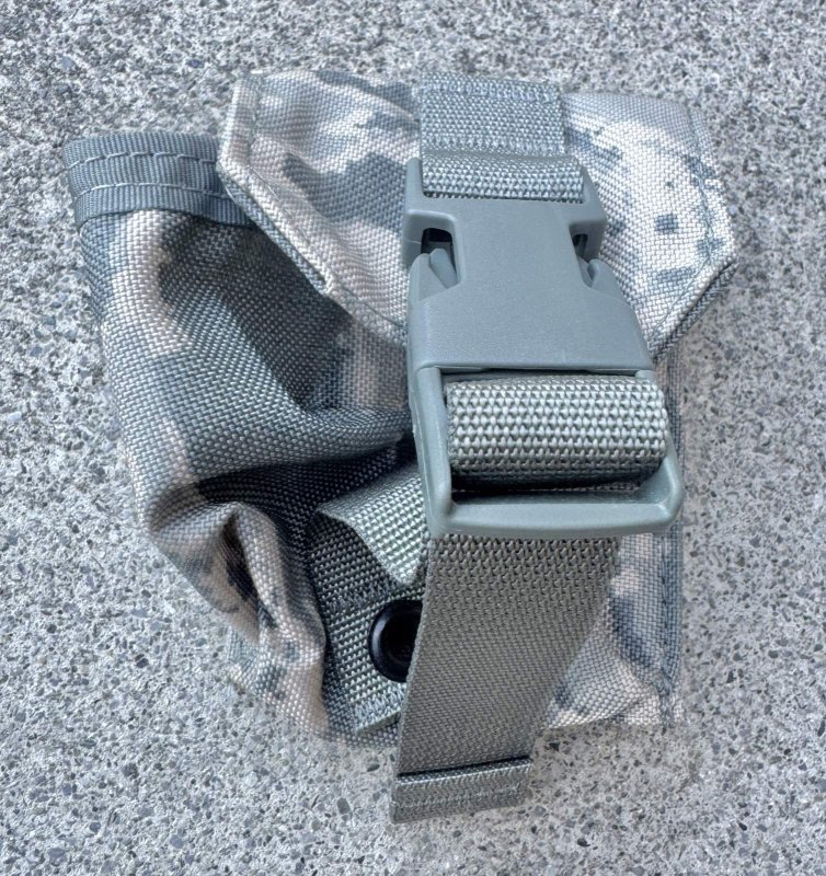 画像1: 米軍実物 放出品 ハンド グレネードポーチ  ACU ポーチ (1)