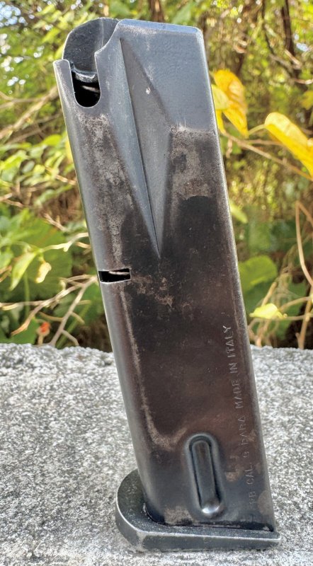 画像4: 米軍実物 ベレッタ M9 15連 マガジン イタリア製 9mm 15rd M92F Made in ITALY PB (4)