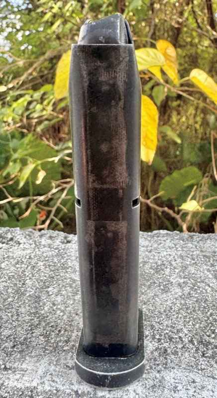 画像3: 米軍実物 ベレッタ M9 15連 マガジン イタリア製 9mm 15rd M92F Made in ITALY PB (3)