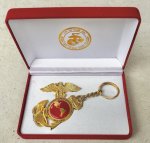 画像1: 米軍実物 USMC バースデー キーホルダー 1775 235 YEARS 2010 モニュメント 記念メダル (1)