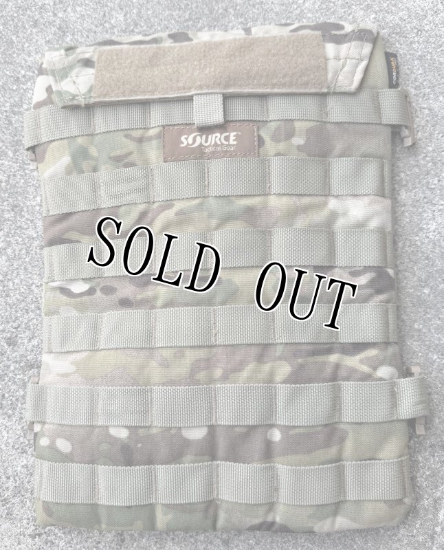 画像1: 米軍放出品　SOURCE　ハイドレーション　ポーチ　マルチカム (3リットル) (1)