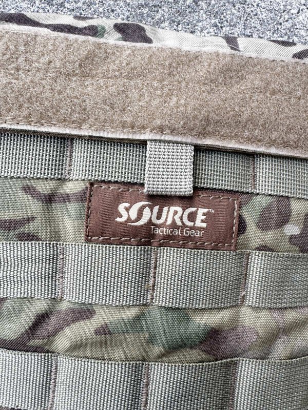 画像3: 米軍放出品　SOURCE　ハイドレーション　ポーチ　マルチカム (3リットル) (3)