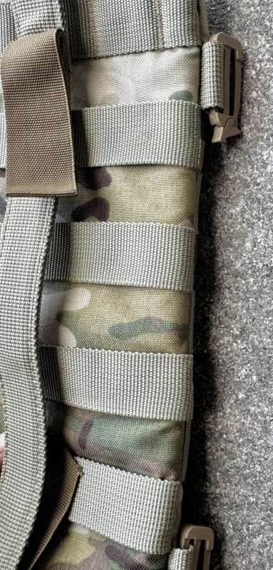 画像5: 米軍放出品　SOURCE　ハイドレーション　ポーチ　マルチカム (3リットル) (5)