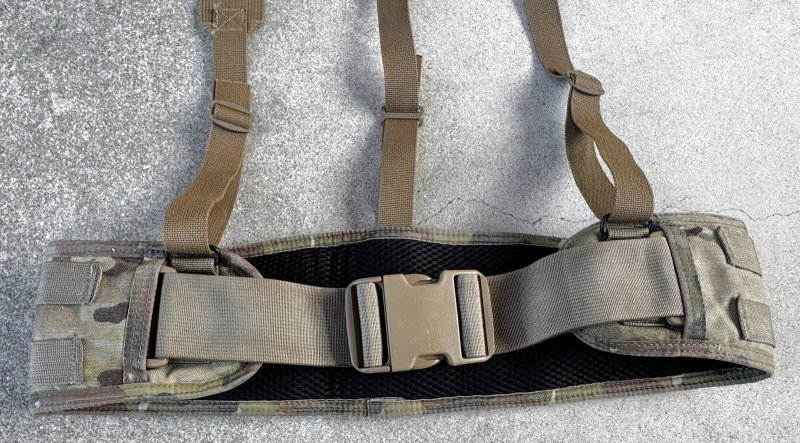画像2: 米軍放出品 LBT-1647Ｂ パッディド イクイップメント ベルト (2)