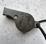 画像3: 米軍放出品 ホイッスル OD (3)