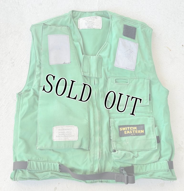 画像2: 米軍実物 LIFE RESERVER VEST グリーン　MEDIUM (2)