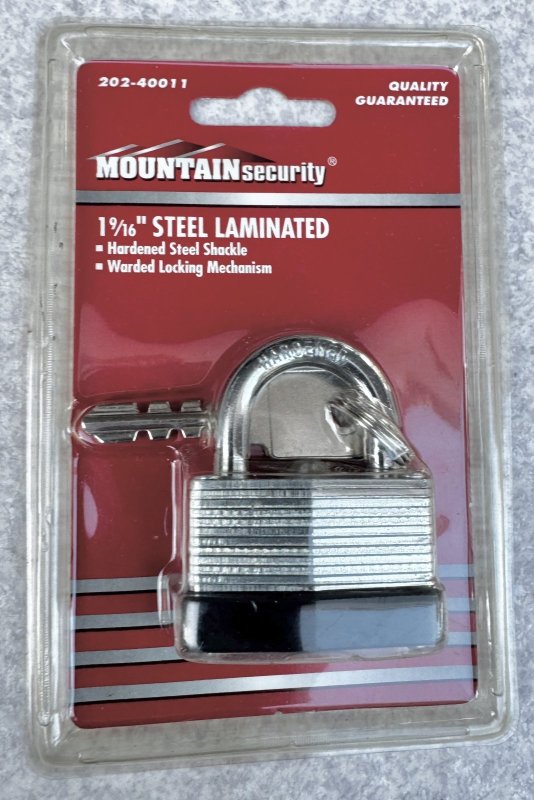 画像1: 米軍放出品 MOUNTAIN SECURITY 南京錠 (1)