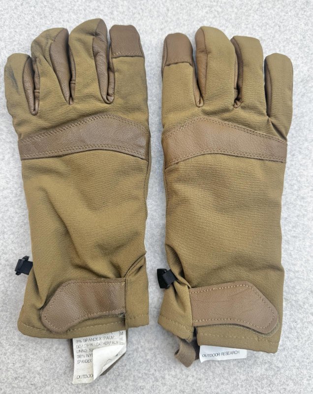 画像1: 米軍実物　ORアウトドアリサーチ   GLOVE,INTERMEDIATE COLD WEATHER MEDIUM (1)
