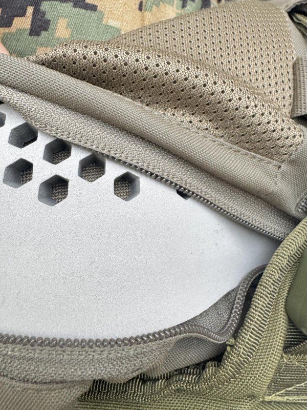 画像16: 米軍放出品 CONDOR Modular Operator Plate Carrier Gen II  (16)