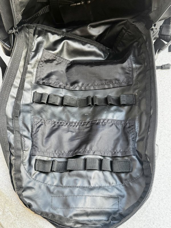 画像8: 米軍放出品 MERCURY TACTICAL GEAR Hydrapak バックパック  (8)