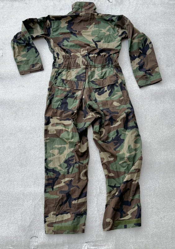 画像2: 米軍実物 迷彩　ウッドランド　メカニックカバーオール　M (2)